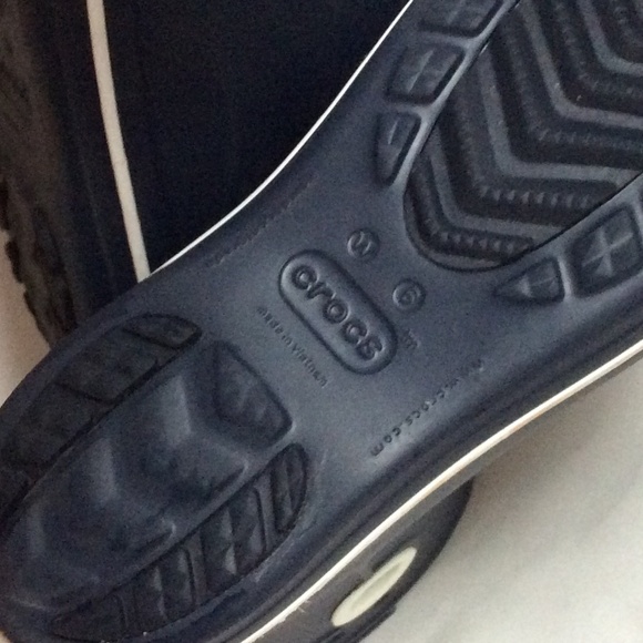 Crocs Jaunt Shorty Rain Boots - Picture 5 of 6